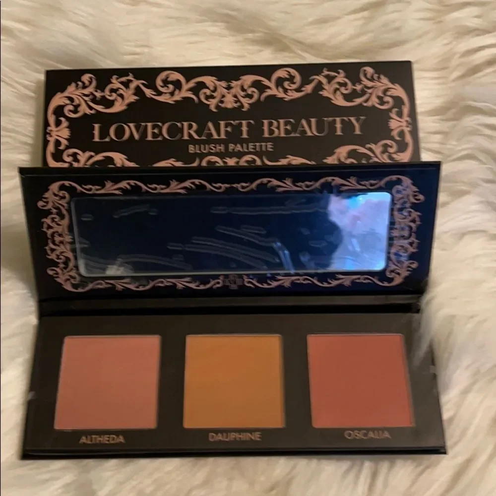 Lovecraft Beauty Blush Palette 3 Shades and Mirror New In Box